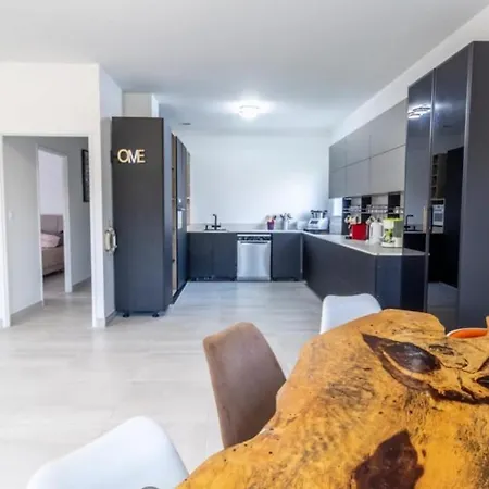 Belle Maison Avec Piscine Arvert
