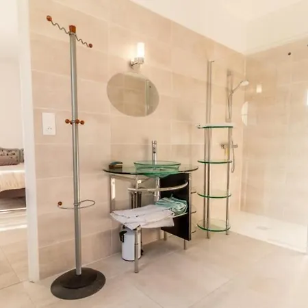 Belle Maison Avec Piscine *